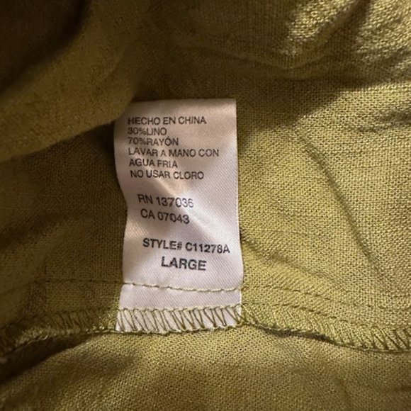 Paper & Crane Olive Green Full Button Down Tank Top 4140 NWT Boutique - Picture 8 of 8